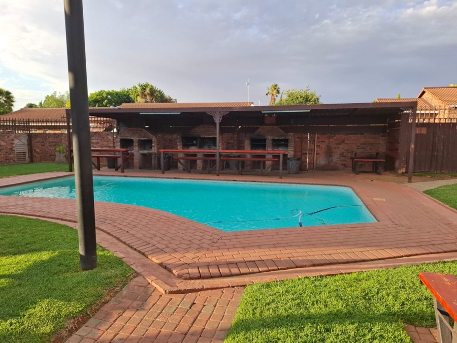 3 Bedroom Property for Sale in Langenhovenpark Free State